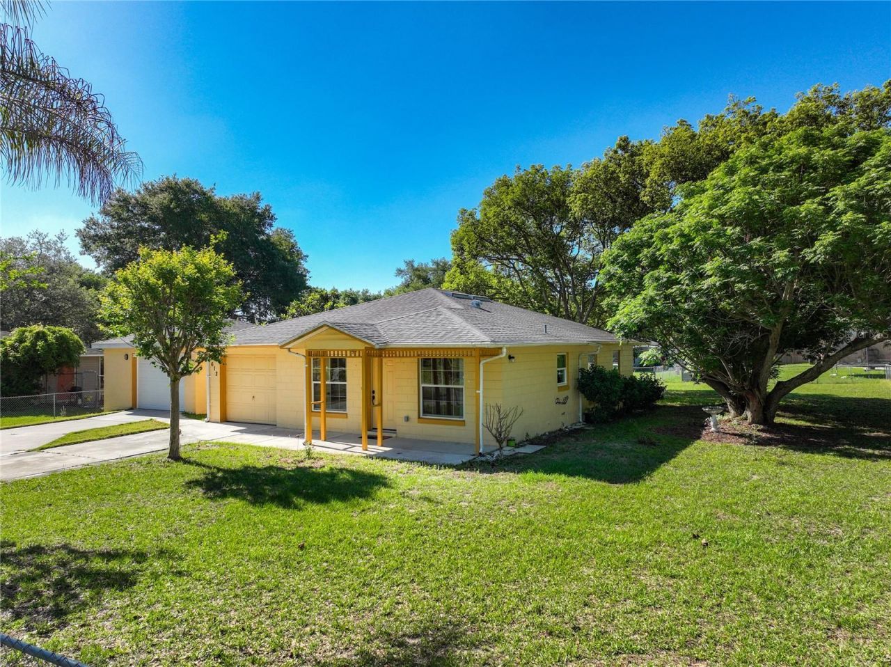 612 Palmetto Drive , Mascotte, FL 34753 Photo