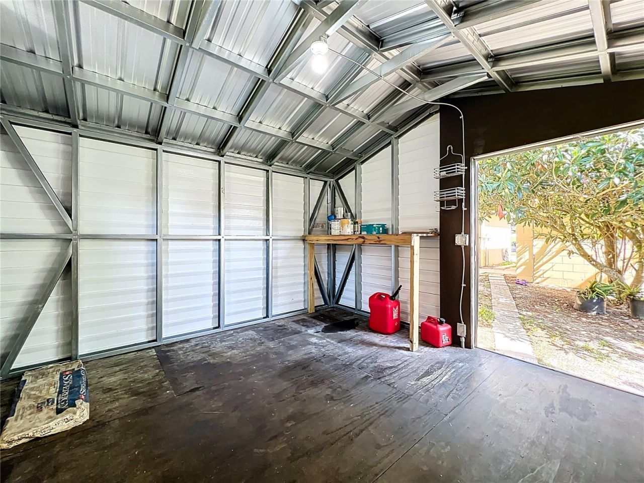 612 Palmetto Drive , Mascotte, FL 34753 Photo