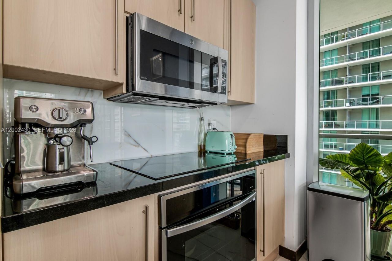 79 SW 12th St , Unit 2107-S, Miami, FL 33130 Photo