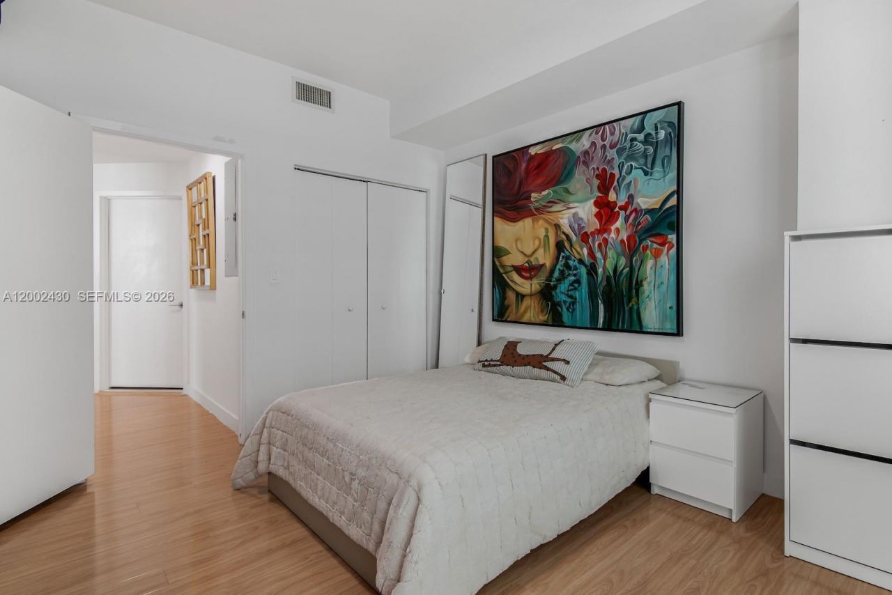 79 SW 12th St , Unit 2107-S, Miami, FL 33130 Photo