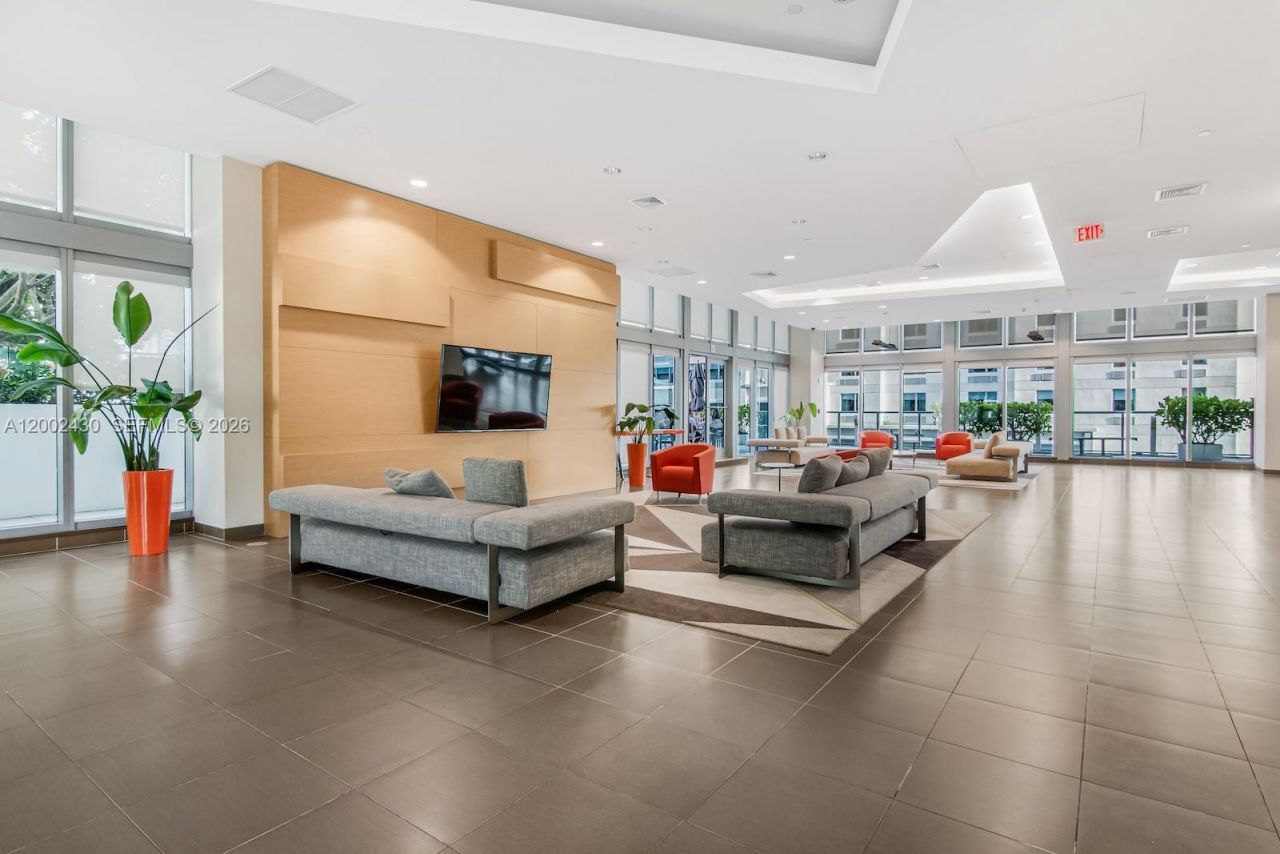 79 SW 12th St , Unit 2107-S, Miami, FL 33130 Photo