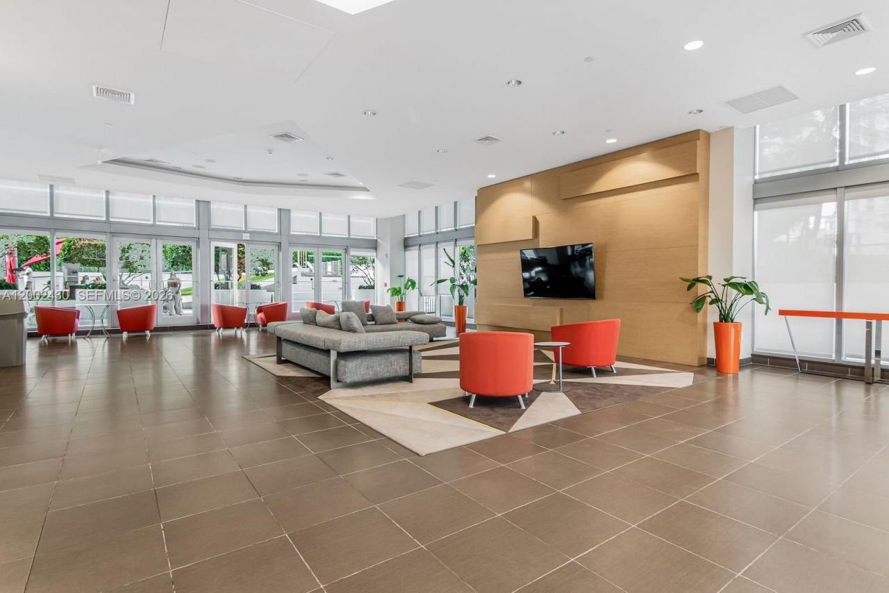 79 SW 12th St , Unit 2107-S, Miami, FL 33130 Photo