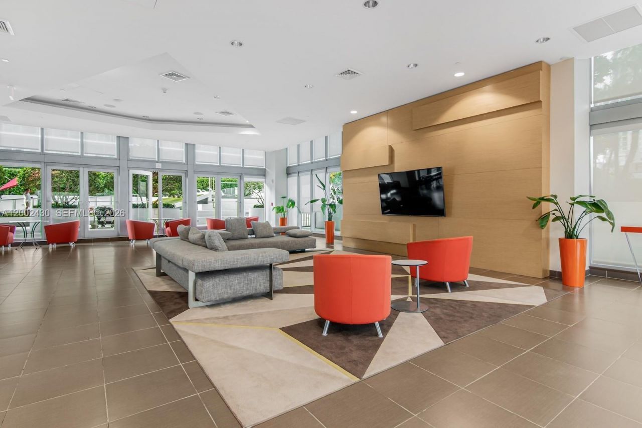 79 SW 12th St , Unit 2107-S, Miami, FL 33130 Photo