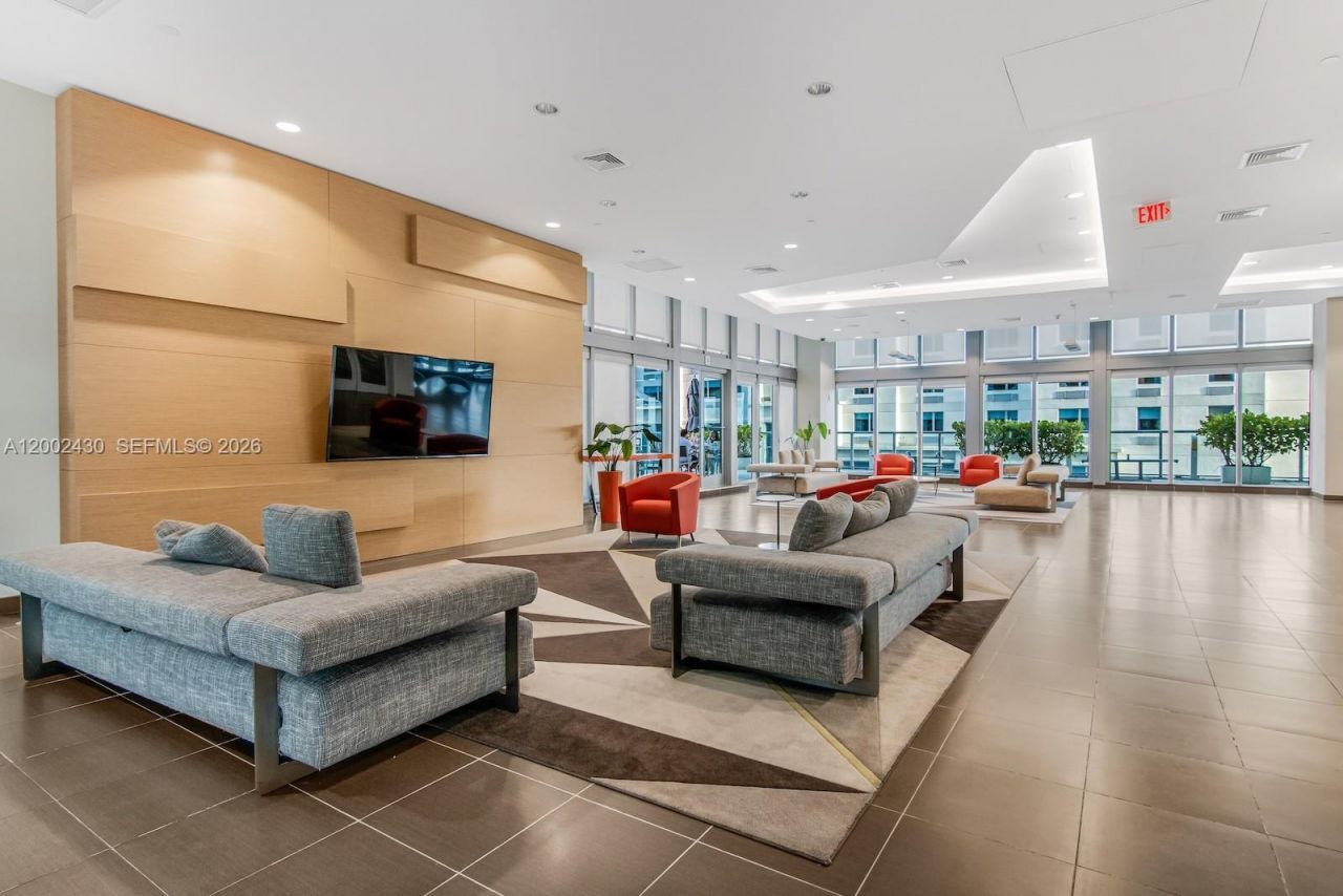 79 SW 12th St , Unit 2107-S, Miami, FL 33130 Photo