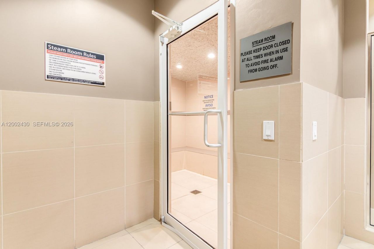 79 SW 12th St , Unit 2107-S, Miami, FL 33130 Photo