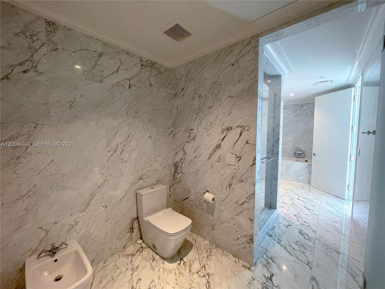 15701 Collins Ave, Unit 1205, Sunny Isles Beach, FL 33160 Photo