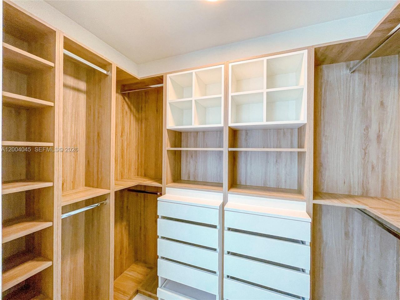 15701 Collins Ave, Unit 1205, Sunny Isles Beach, FL 33160 Photo