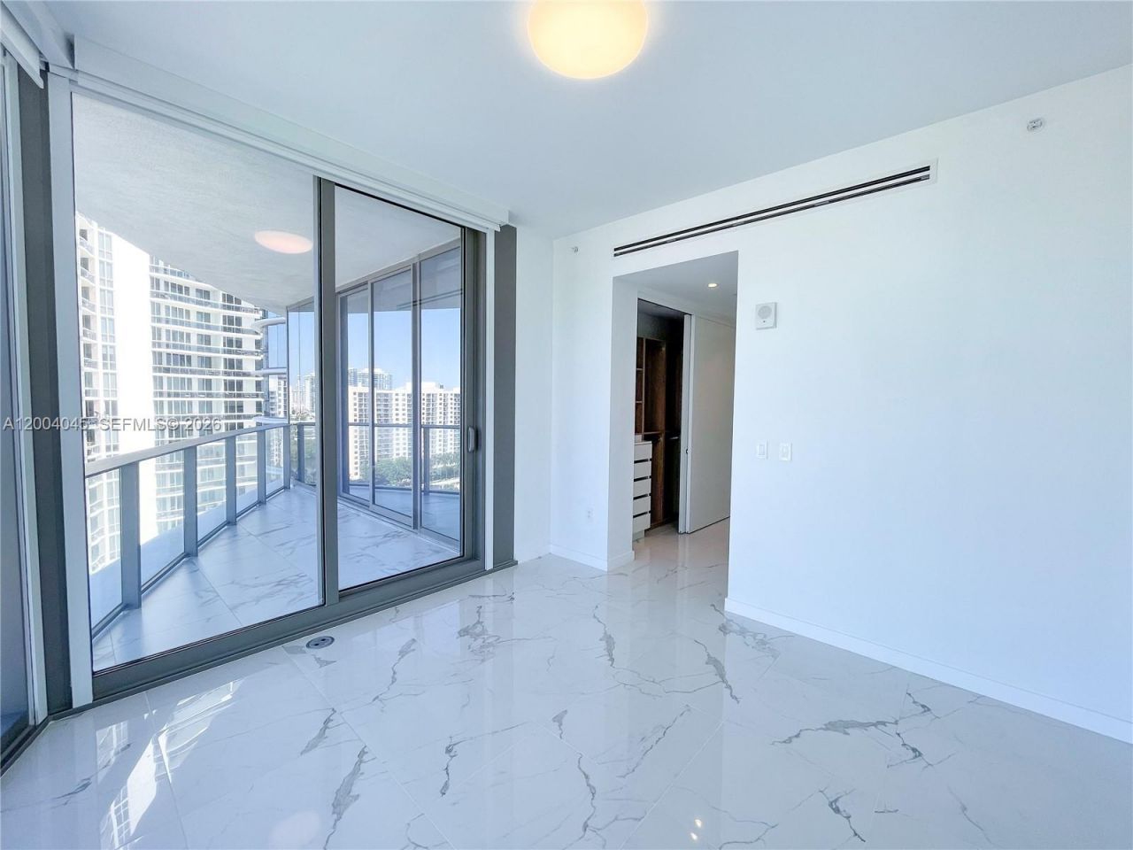 15701 Collins Ave, Unit 1205, Sunny Isles Beach, FL 33160 Photo