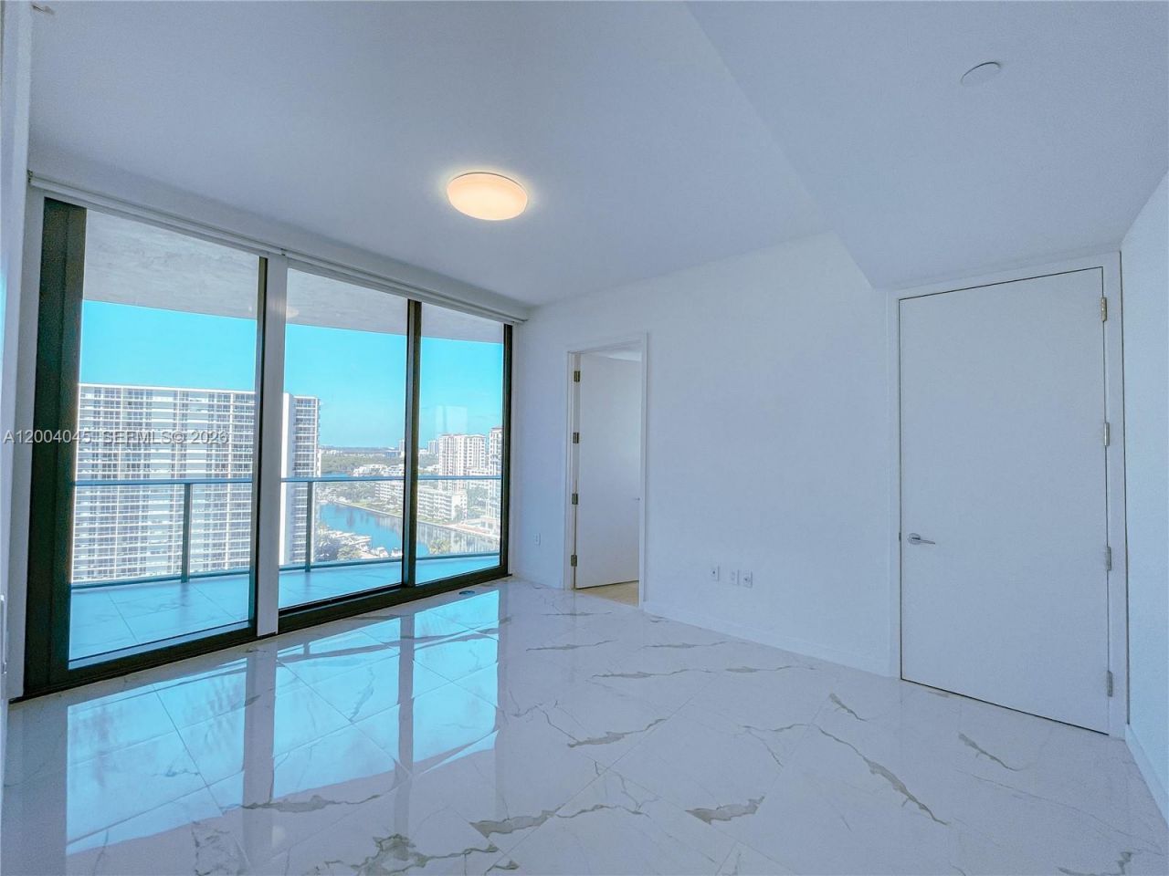 15701 Collins Ave, Unit 1205, Sunny Isles Beach, FL 33160 Photo
