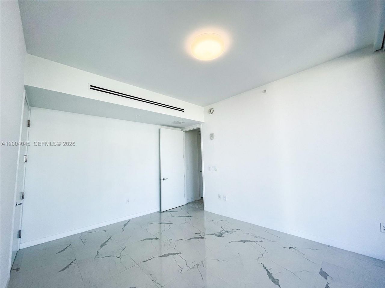 15701 Collins Ave, Unit 1205, Sunny Isles Beach, FL 33160 Photo