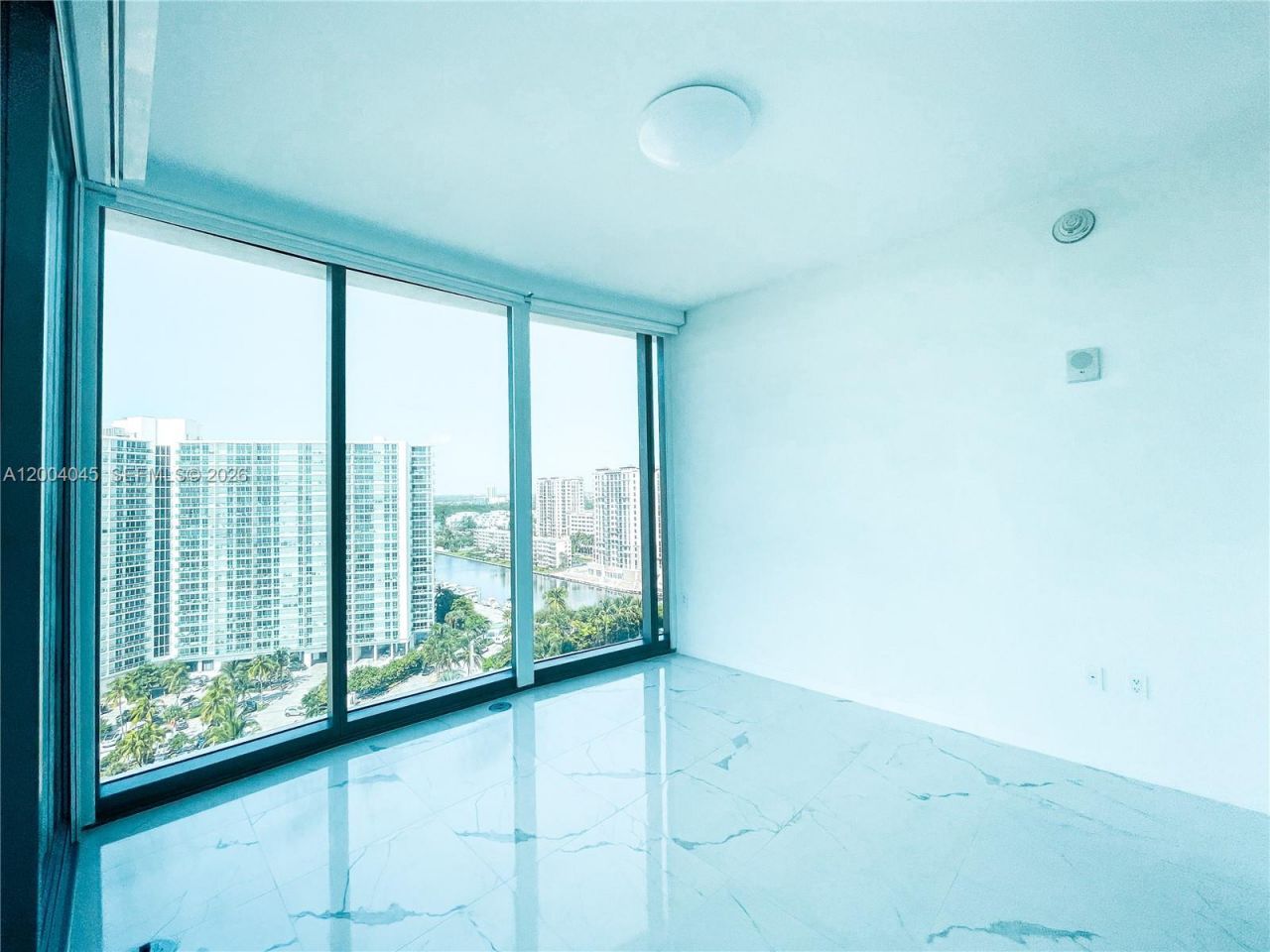 15701 Collins Ave, Unit 1205, Sunny Isles Beach, FL 33160 Photo