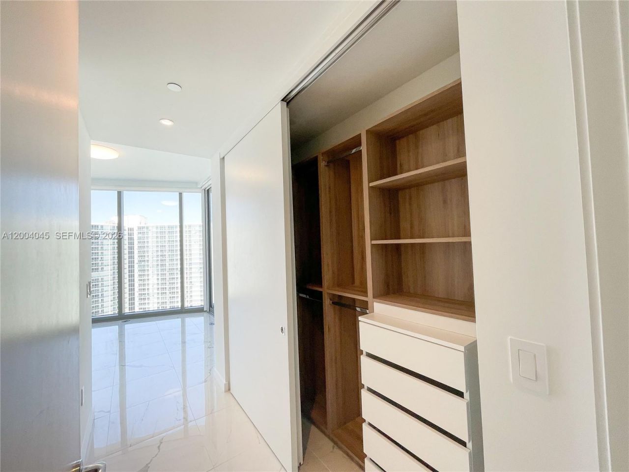 15701 Collins Ave, Unit 1205, Sunny Isles Beach, FL 33160 Photo