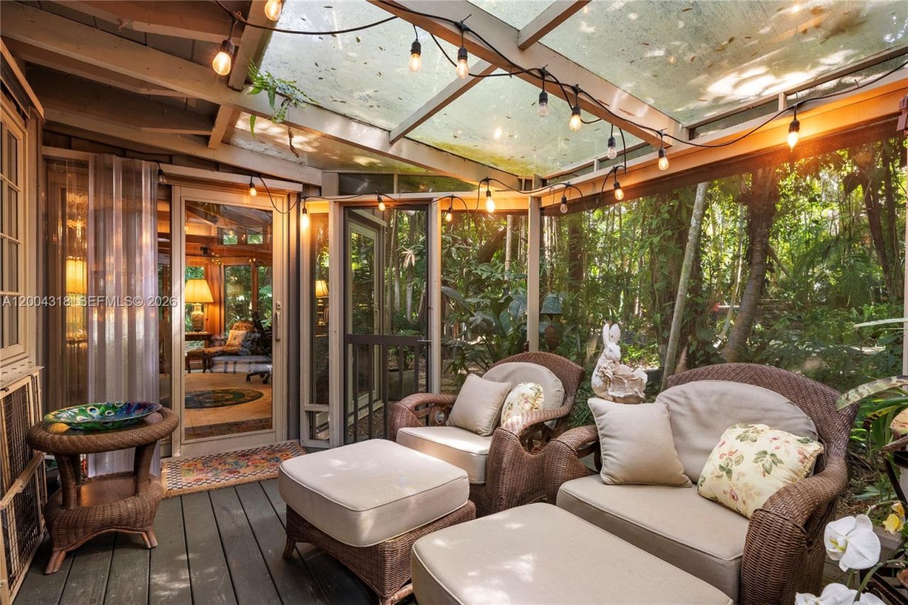 3584 Saint Gaudens Rd, Miami, FL 33133 Photo