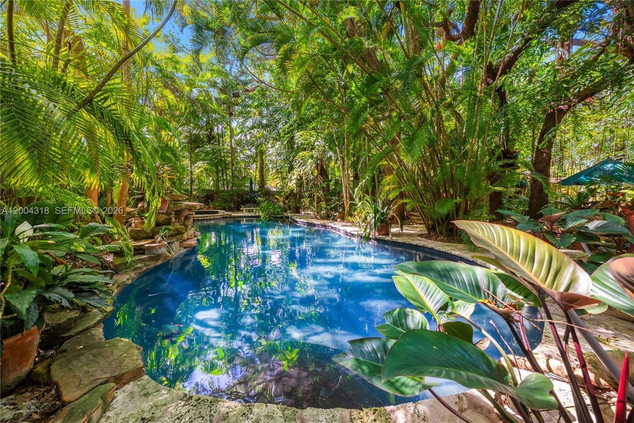 3584 Saint Gaudens Rd, Miami, FL 33133 Photo