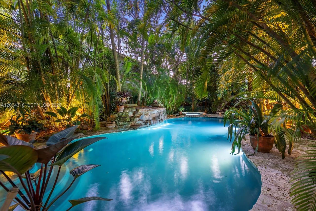 3584 Saint Gaudens Rd, Miami, FL 33133 Photo