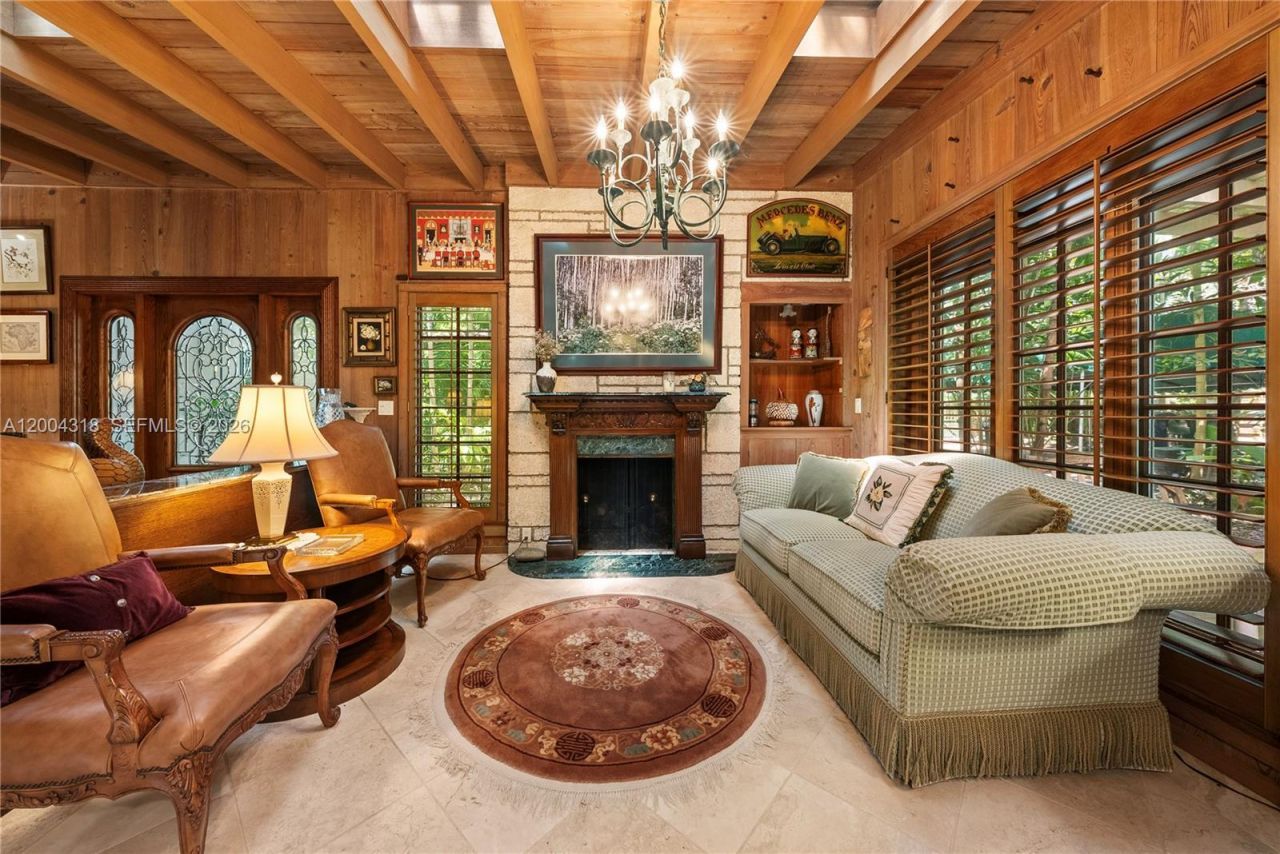 3584 Saint Gaudens Rd, Miami, FL 33133 Photo