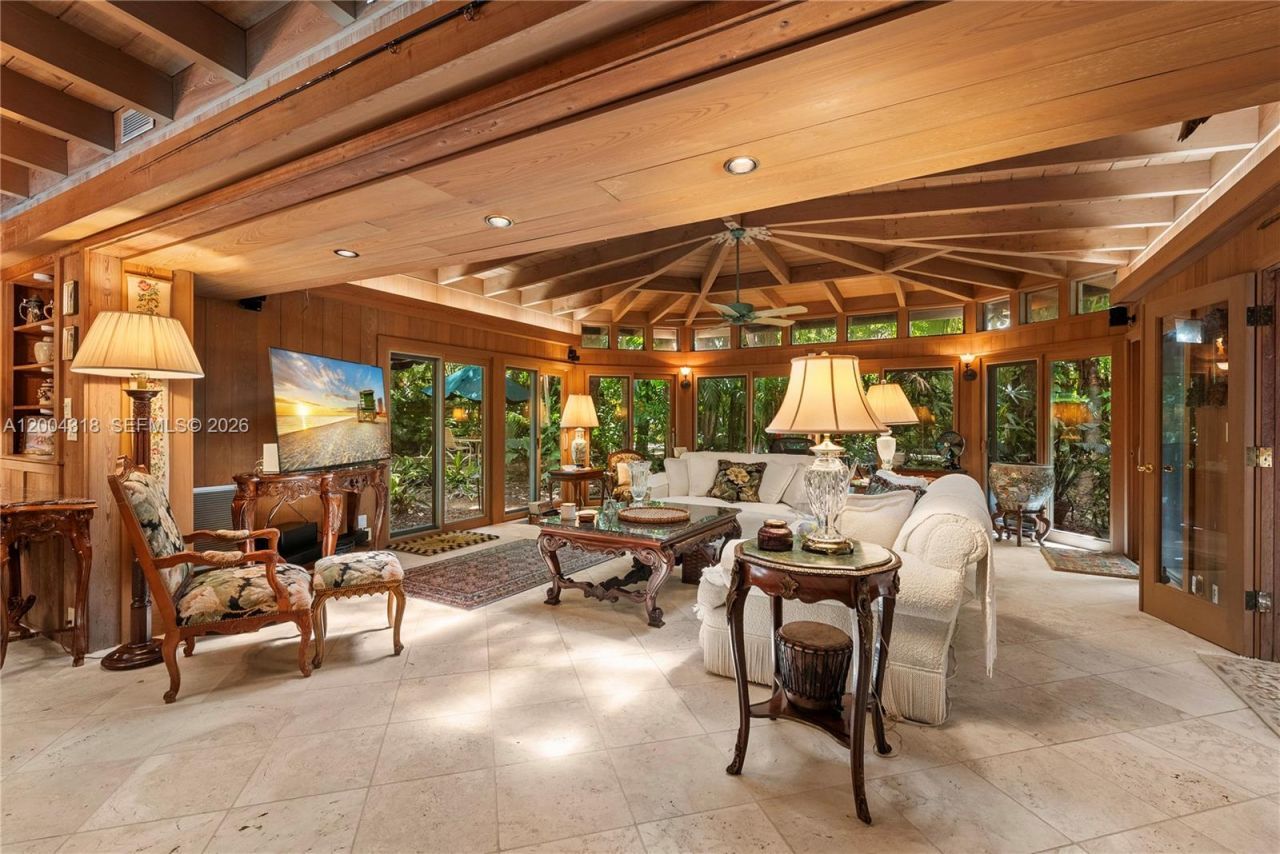 3584 Saint Gaudens Rd, Miami, FL 33133 Photo