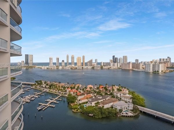 7000 Island Blvd , Unit 2802, Aventura, FL 33160