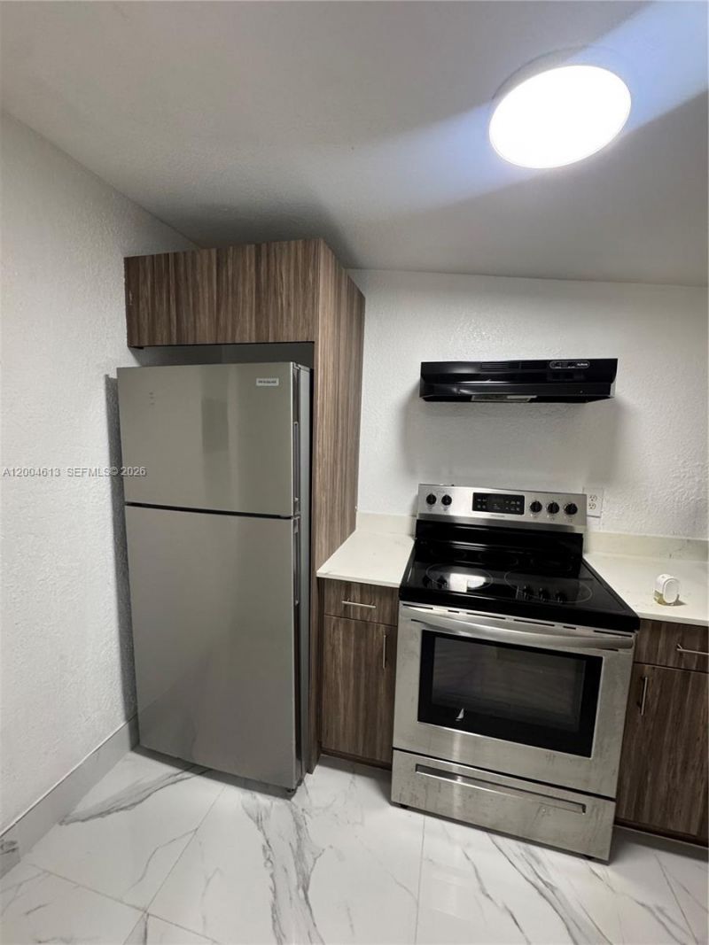 2796 SW 34th Ct , Unit Rear, Miami, FL 33133 Photo