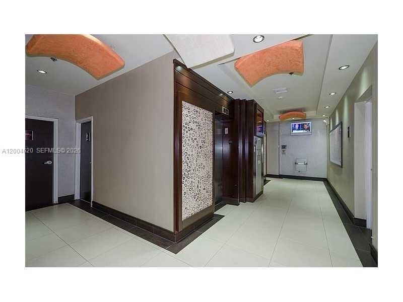 12550 Biscayne Blvd Unit 403, North Miami, FL 33181 Photo