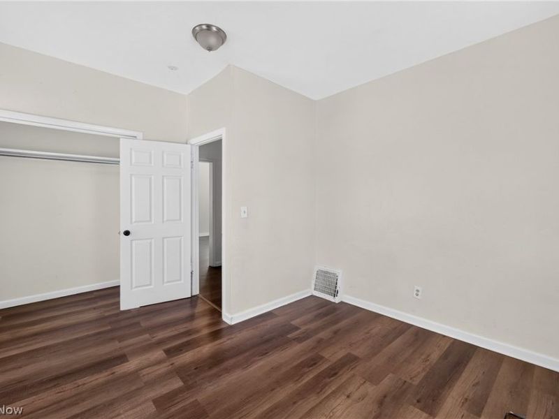 505 Brown Street, Akron, OH 44311 Photo 13