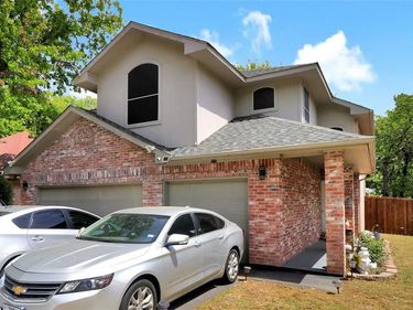 1637 Arbor Ridge Drive, Fort Worth, TX 76112