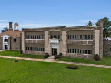 4300 Camp Road , Hamburg, NY 14075