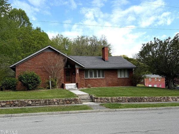 1202 Northwest Virginia Avenue, Norton, VA 24273