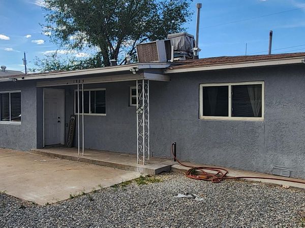1903 Sanford Avenue SW, Albuquerque, NM 87105
