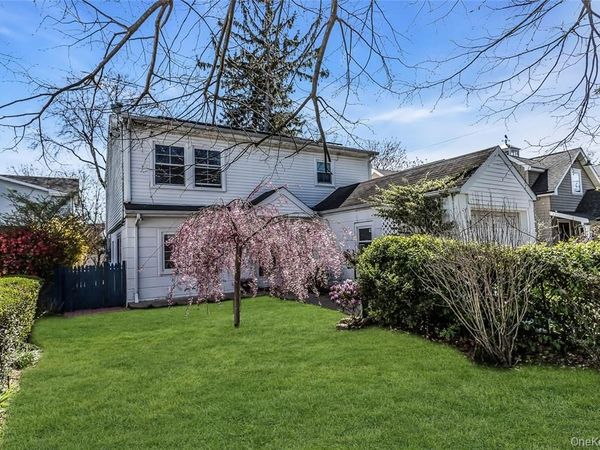 46 Sagamore Hill Drive , Port Washington, NY 11050