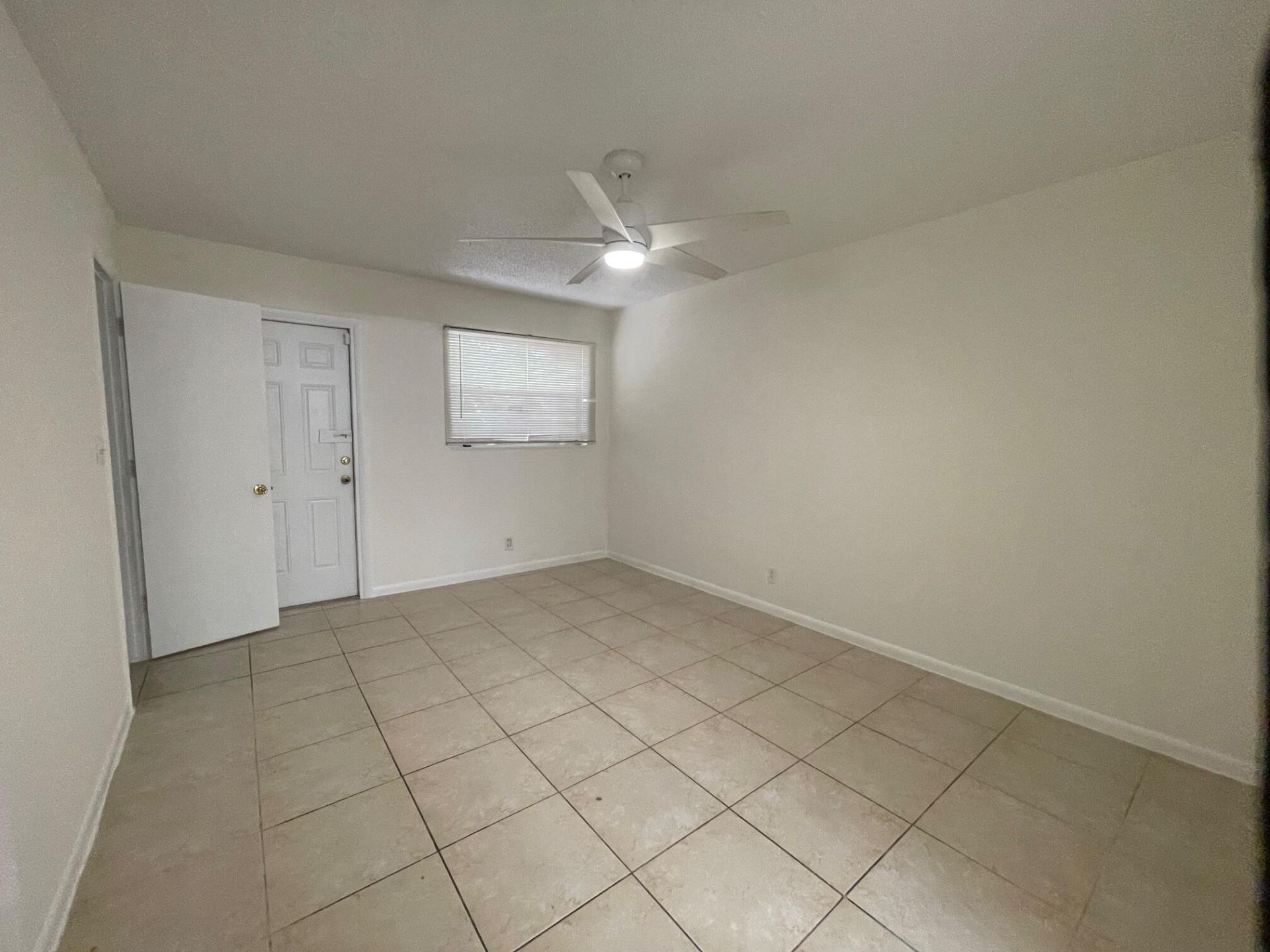 7624 SW 10th Street, North Lauderdale, FL 33068 Photo