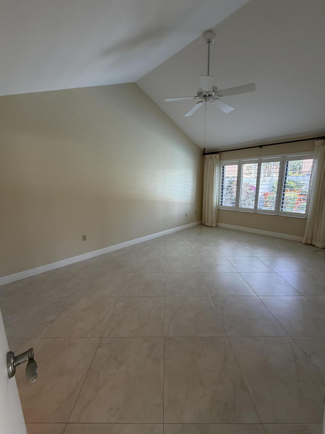 2805 Farragut Lane, West Palm Beach, FL 33409 Photo