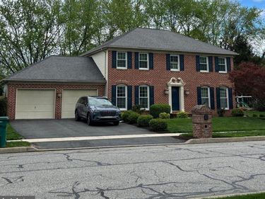 3812 LEYLAND DRIVE, MECHANICSBURG, PA 17050