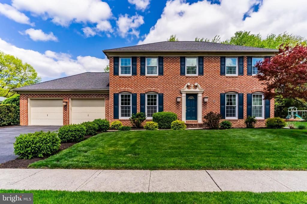 3812 LEYLAND DRIVE, MECHANICSBURG, PA 17050