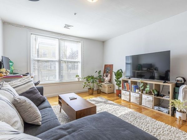 535 Cambridge St, Unit 2, Cambridge, MA 02141