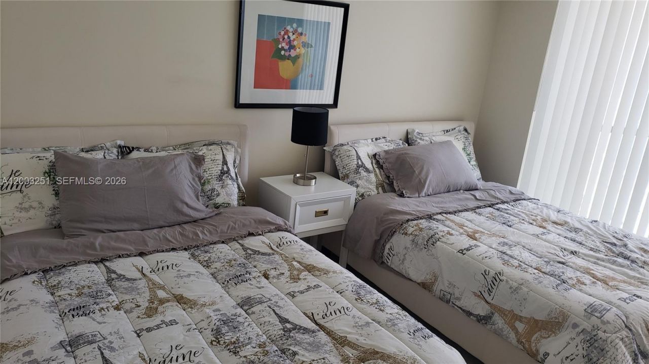 16699 Collins Ave, Unit 2404, Sunny Isles Beach, FL 33160 Photo