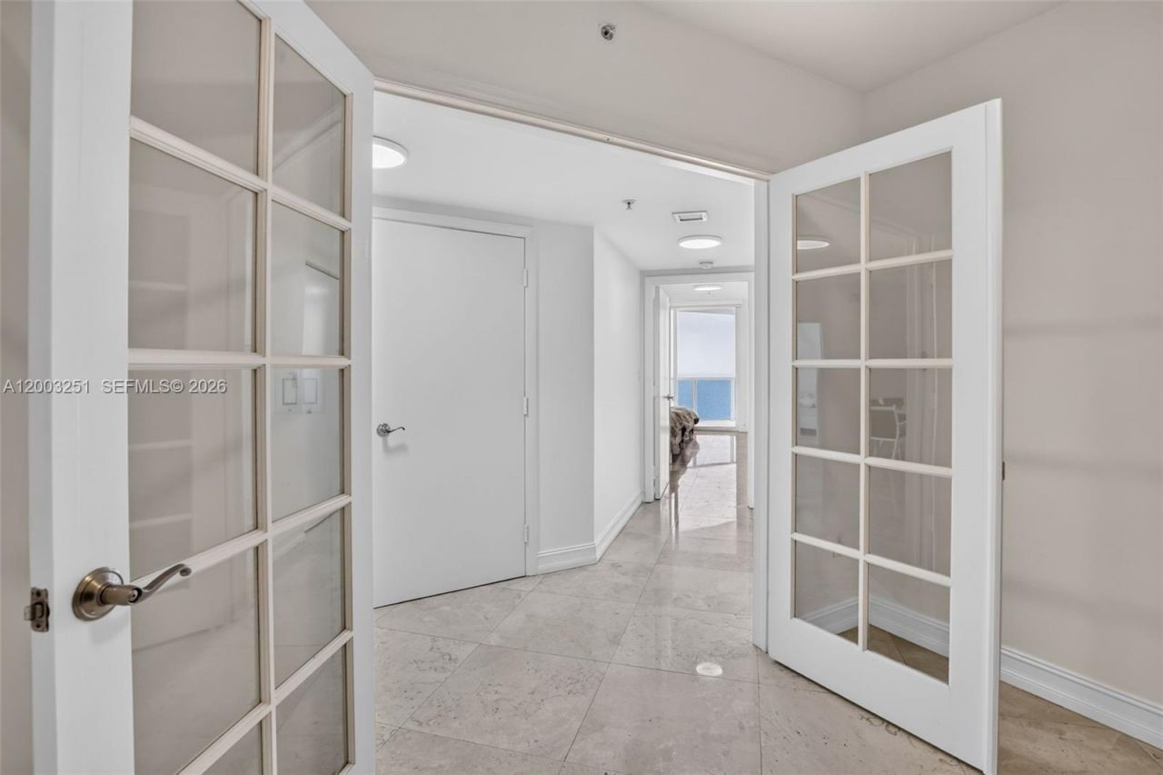 16699 Collins Ave, Unit 2404, Sunny Isles Beach, FL 33160 Photo