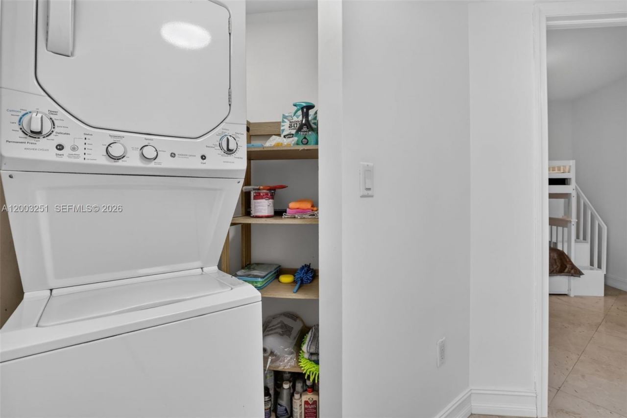 16699 Collins Ave, Unit 2404, Sunny Isles Beach, FL 33160 Photo