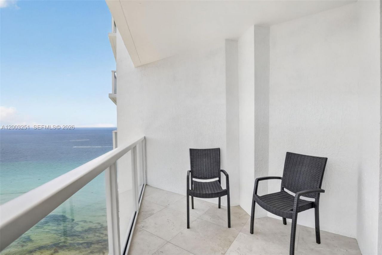16699 Collins Ave, Unit 2404, Sunny Isles Beach, FL 33160 Photo