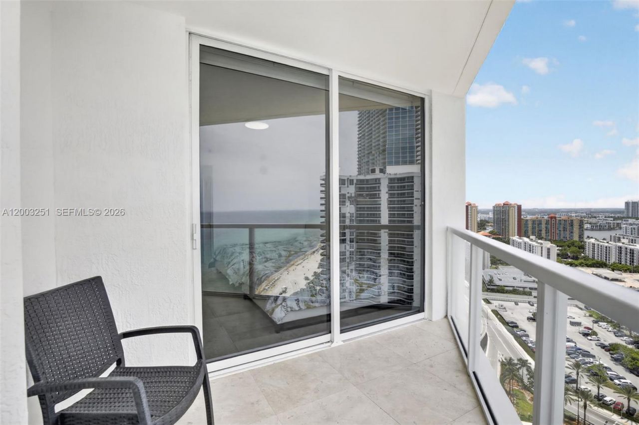 16699 Collins Ave, Unit 2404, Sunny Isles Beach, FL 33160 Photo