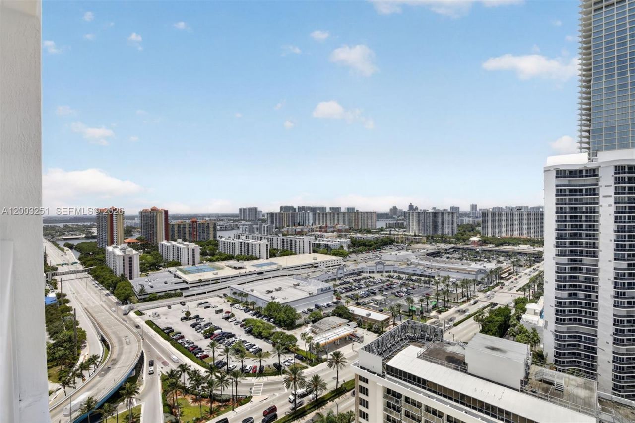 16699 Collins Ave, Unit 2404, Sunny Isles Beach, FL 33160 Photo