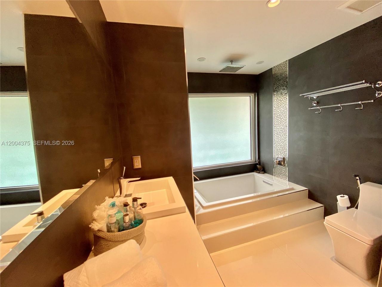 265 N Shore Dr, Miami Beach, FL 33141 Photo