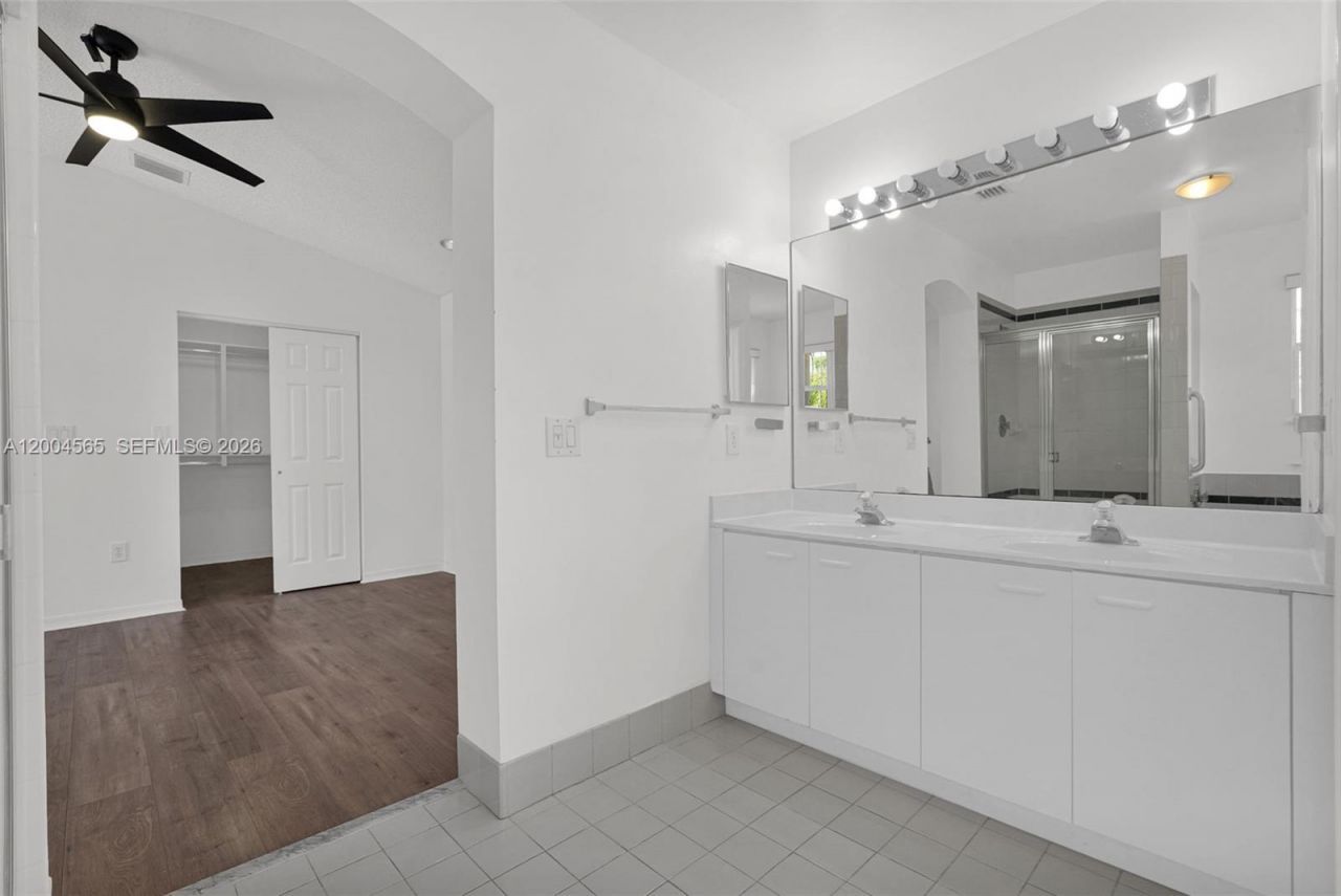 Please Call For Address, Hollywood, FL 33019 Photo