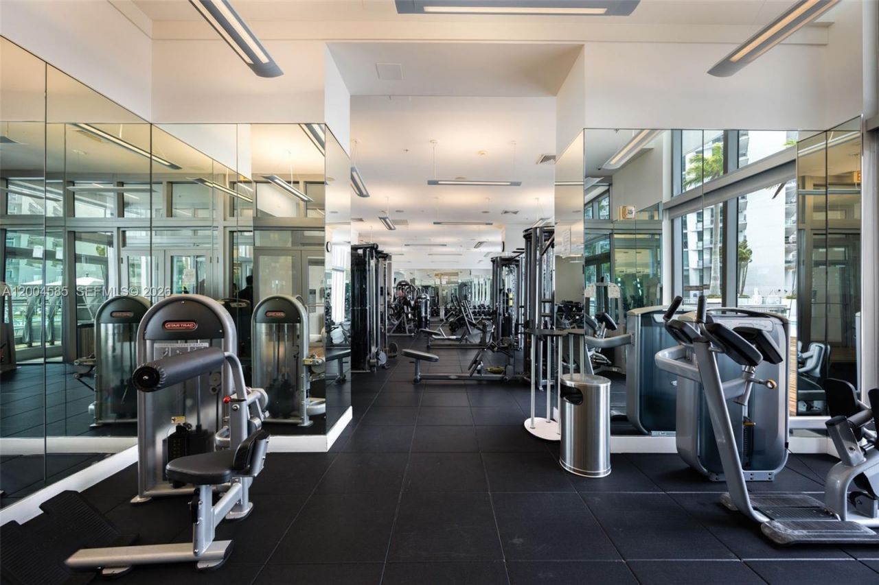 90 SW 3rd St , Unit 2602, Miami, FL 33130 Photo