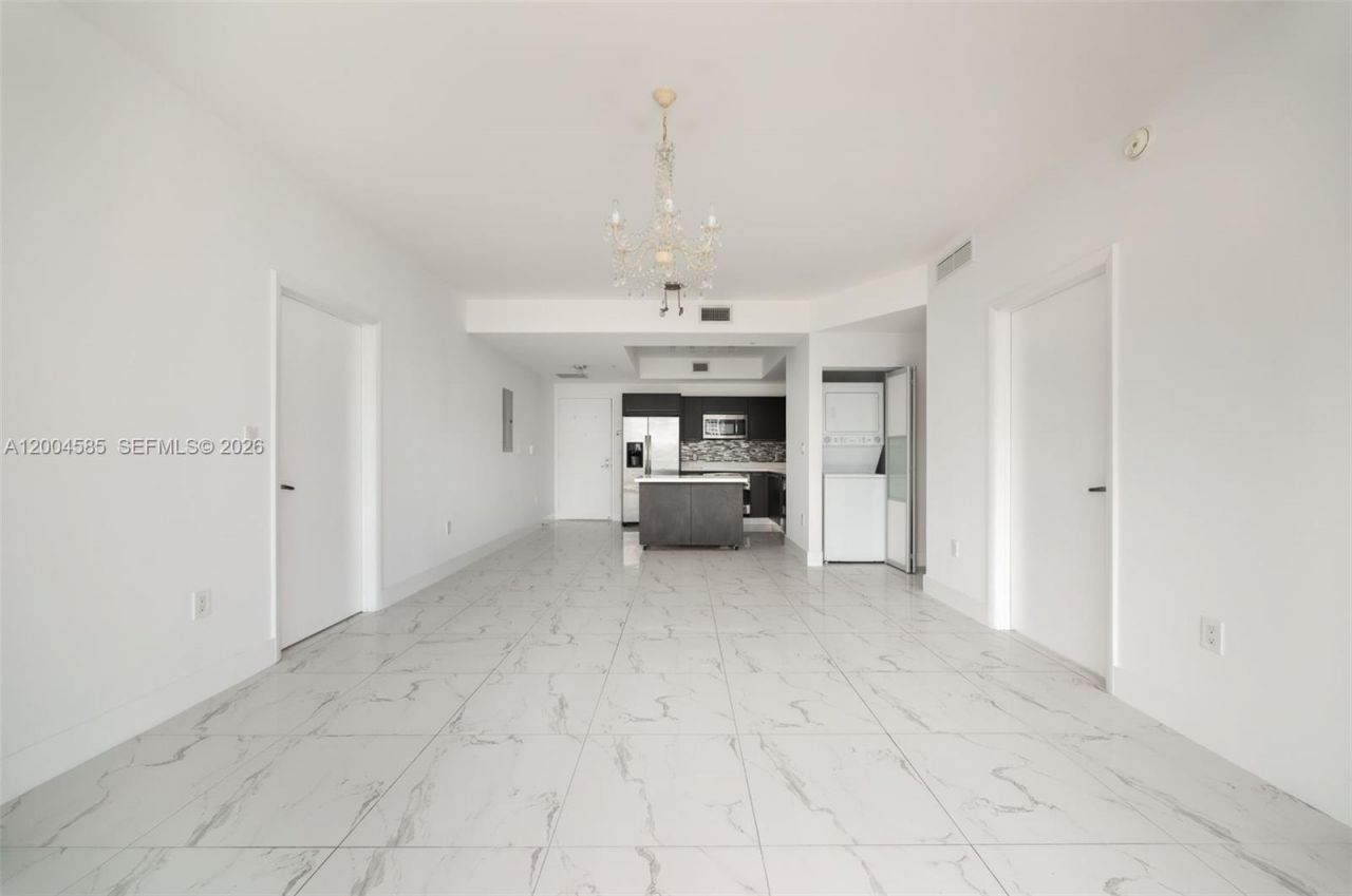 90 SW 3rd St , Unit 2602, Miami, FL 33130 Photo