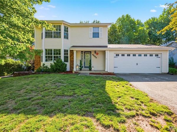 1316 Whispering Ridge Lane, St Peters, MO 63376