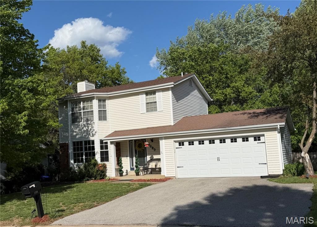 1316 Whispering Ridge Lane , Saint Peters, MO 63376 Main Photo