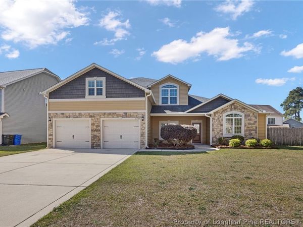 2749 Mosquera Drive, Fayetteville, NC 28306