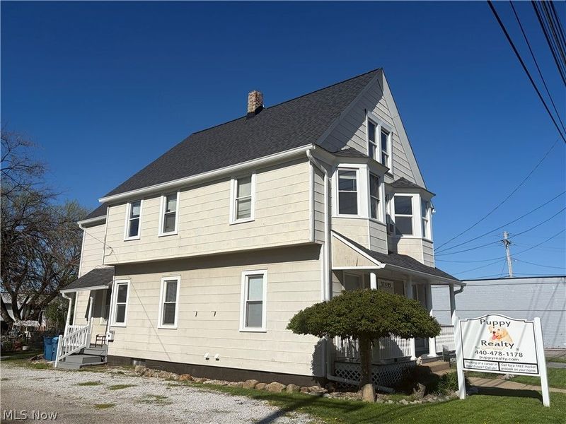 37805 Vine Street, Willoughby, OH 44094 Photo 2