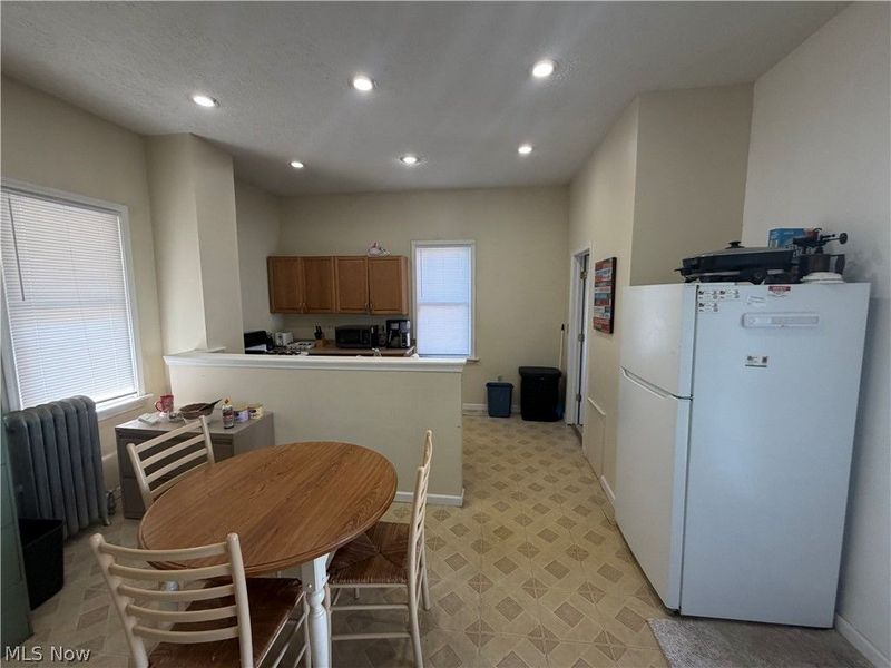 37805 Vine Street, Willoughby, OH 44094 Photo 6